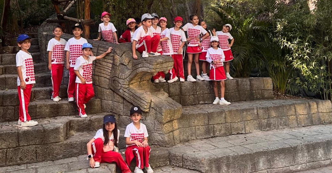 A Day Among Giraffes, Buffaloes, and Learning: Our Visit to Africam Safari